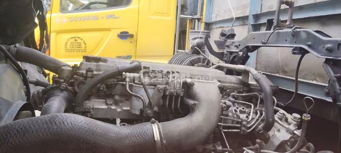 Hino FL 2009 15.5 tấn màu Vàng