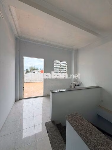 Nhà 3 lầu 4PN đường Lê Chân chỉ 11 triệu