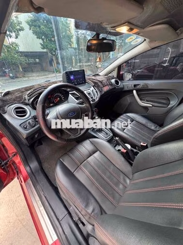 Ford Fiesta 2013 Sedan Tự động Đỏ
