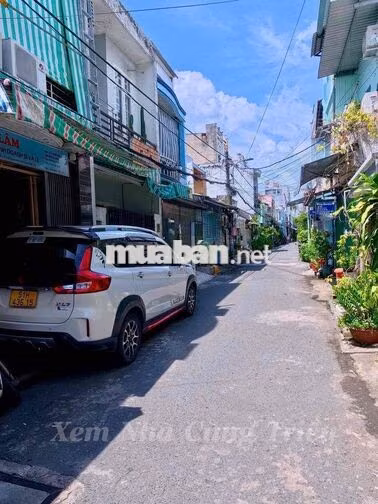 GẤPPP! - NGAY KHU TÊN LỬA, 40m2, 2 TẦNG ĐƯỜNG XE HƠI QUAY ĐẦU