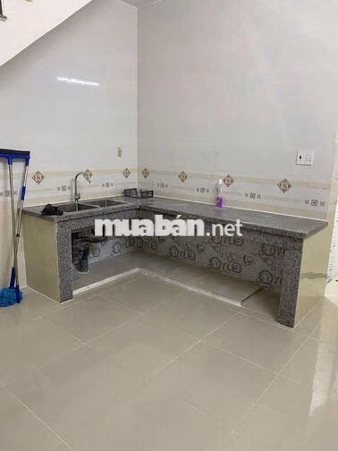 Nhà mặt tiền 1lầu, vị trí cực xung,kinh doanh đa ngành nghề, TMTX
