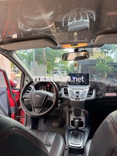 Ford Fiesta 2013 Sedan Tự động Đỏ