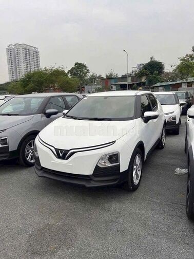 VinFast VF5 SUV điện 5 chỗ Xanh