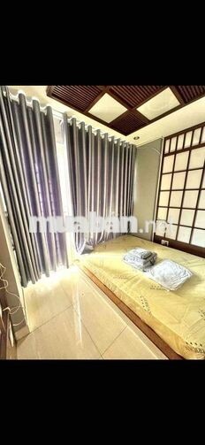 Cho thuê nhà /phòng tại quận 1 房屋出租
