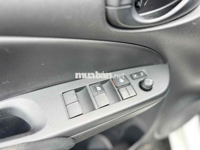 Toyota Vios 2020 1.5MT Số sàn Trắng