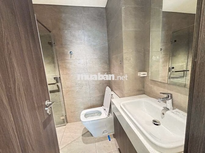 Còn sót căn  2pn-2wc 96m2 giá sốc 16tr có ô xe, ntcb