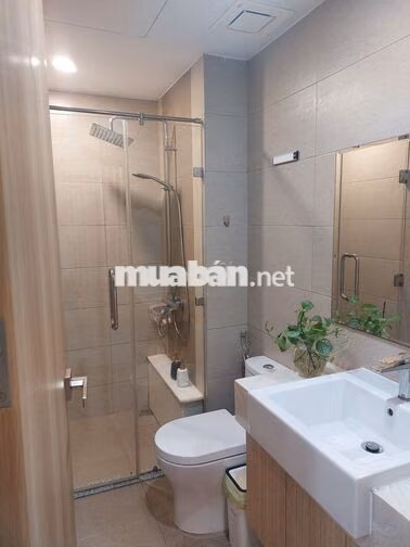 Căn hộ 2pn-2wc 71m2 Emerald full nội thất đẹp giá 14tr/th view nội khu