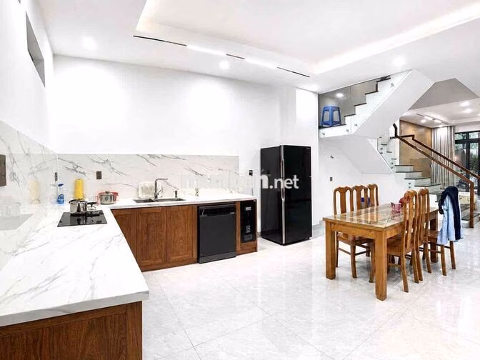 CHO THUÊ NHÀ NGUYÊN CĂN FULL NỘI THẤT KĐT MỸ GIA GIÁ 27 TRIỆU/THÁNG