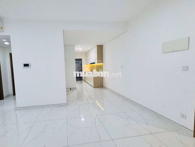 Căn hộ tầng trệt trên không Diamond Alnata 2pn-2wc chỉ 15tr có ntcb