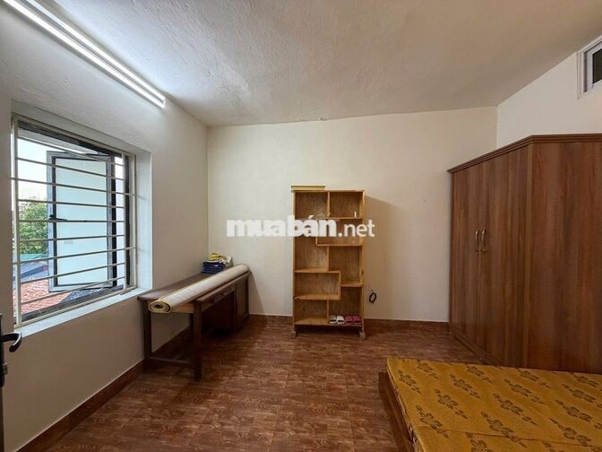 Bán nhà khu tập thể 50m2 ngay Hồ Gươm, không dính quy hoạch