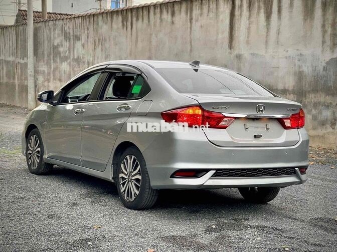 Honda City Top 2018 Bạc Tự động