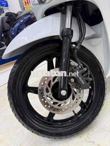 Honda SH 150 Ý 2010 Trắng