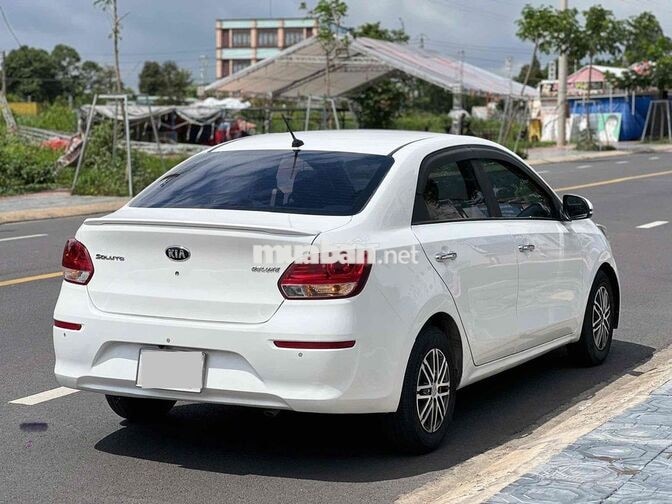 Kia Soluto 2021 1.4AT Deluxe Trắng