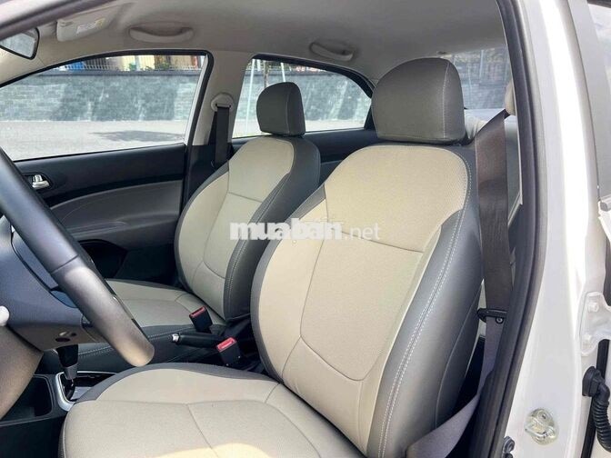 Kia Soluto 2021 1.4AT Deluxe Trắng