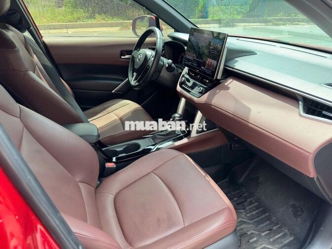 Toyota Corolla Cross G 2022 màu đỏ