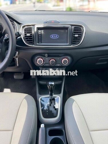 Kia Soluto 2021 1.4AT Deluxe Trắng