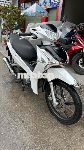 Honda Future fi 2019 Trắng đen ( hỗ trợ góp )