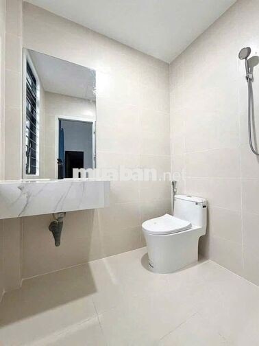 NHÀ 2 PHÒNG NGỦ - FULL NỘI THẤT- CÓ SÂN - GẦN BIỂN - KHU BẮC NHA TRANG