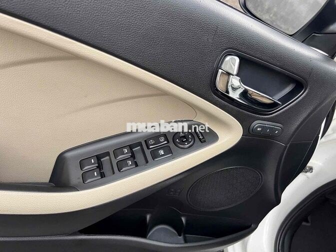 Kia Cerato 1.6AT 2018 Trắng Tự động 110.000 Km