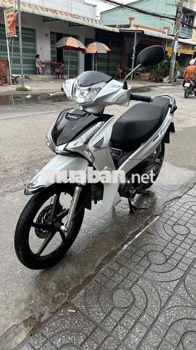 Honda Future fi 2019 Trắng đen ( hỗ trợ góp )