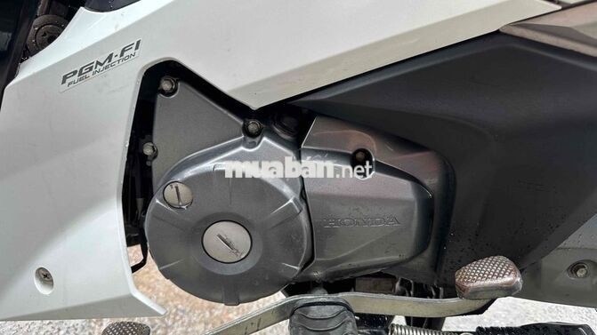 Honda Future fi 2019 Trắng đen ( hỗ trợ góp )