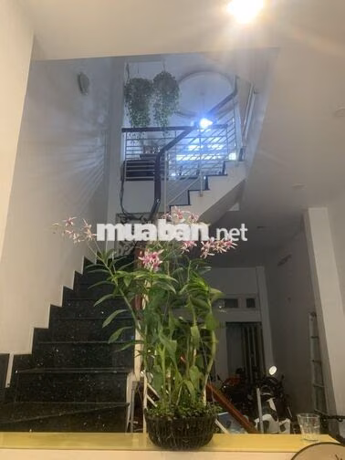 Nhà chính chủ mặt tiền Q8, gần Chợ Phạm Thế Hiển