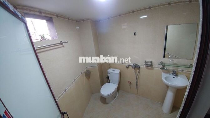 chính chủ cho thuê phòng tầng 2 cách sân vận động mỹ đình 500m