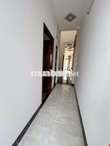 Nhà mới đẹp 4 phòng KDC Đại Học Y Dược
