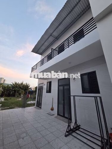 Cho thuê nhà liền kề khu vực Vĩnh Phú