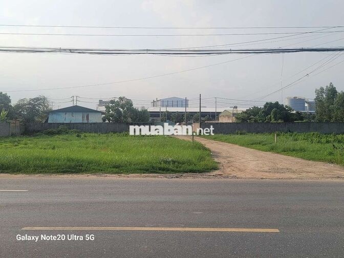bán đất làm kho xưởng,bãi xe nằm mt võ văn kiệt,dt:3300m2 giá 12.5ty