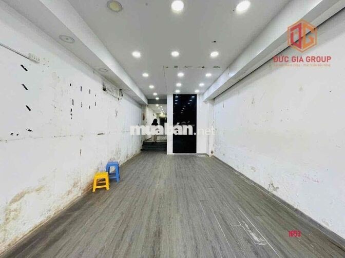 Cho thuê nhà mặt tiền 1 trệt 3 lầu 7PN đường Võ Thị Sáu –