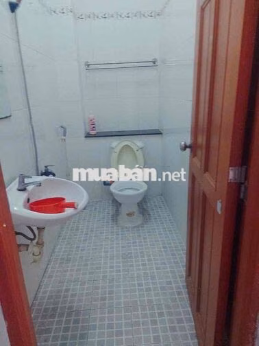 Cho thuê nhà nguyên căn hẻm xe tải đậu cửa đường Phan Huy Ích Gò Vấp