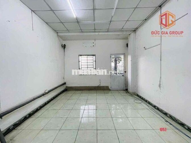 Cho thuê nhà mặt tiền 1 trệt 3 lầu 7PN đường Võ Thị Sáu –