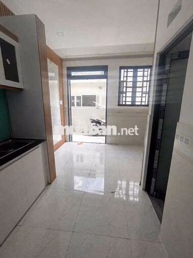 🏡 BÁN NHÀ NHỎ XINH – GẦN CẦU VƯỢT QUANG TRUNG