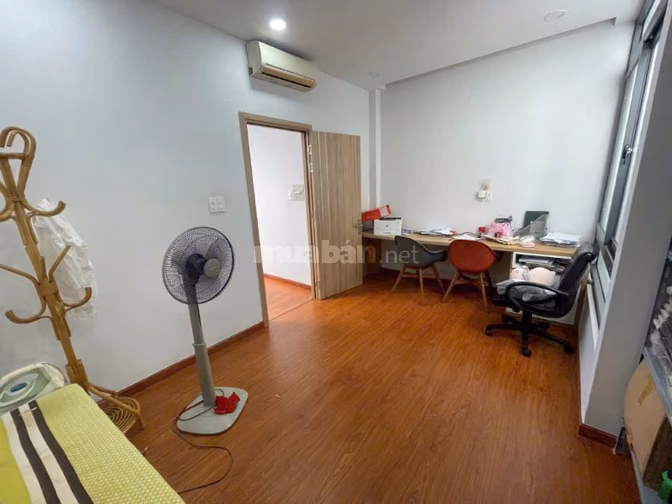 Cần bán nhà 3 tầng đường Thống Nhất Phường 10 Q Gò vấp