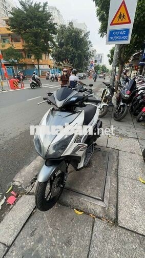 Honda Air Blade 2014 Trắng bạc Đã sử dụng
