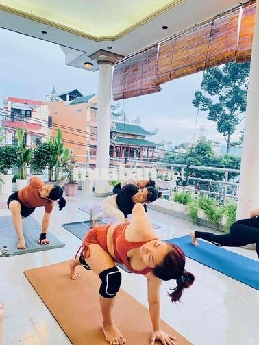 Nhượng mặt bằng Yoga bao cơ sở vật chất ( có sẵn)