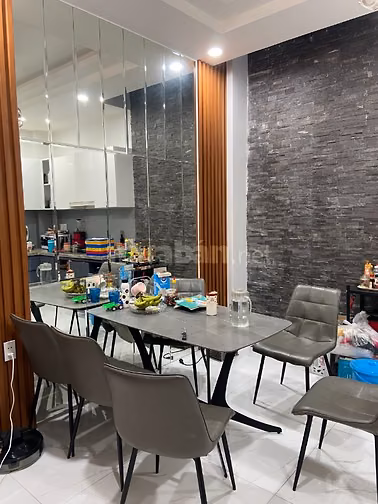Cần bán nhà 3 tầng đường Thống Nhất Phường 10 Q Gò vấp