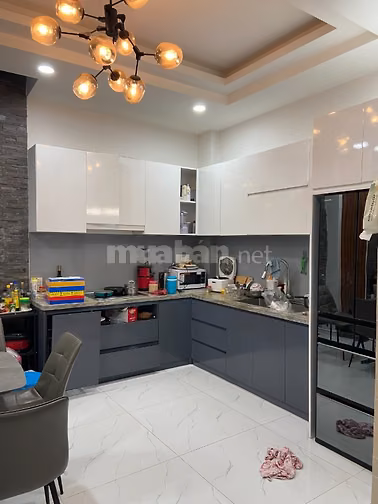 Cần bán nhà 3 tầng đường Thống Nhất Phường 10 Q Gò vấp