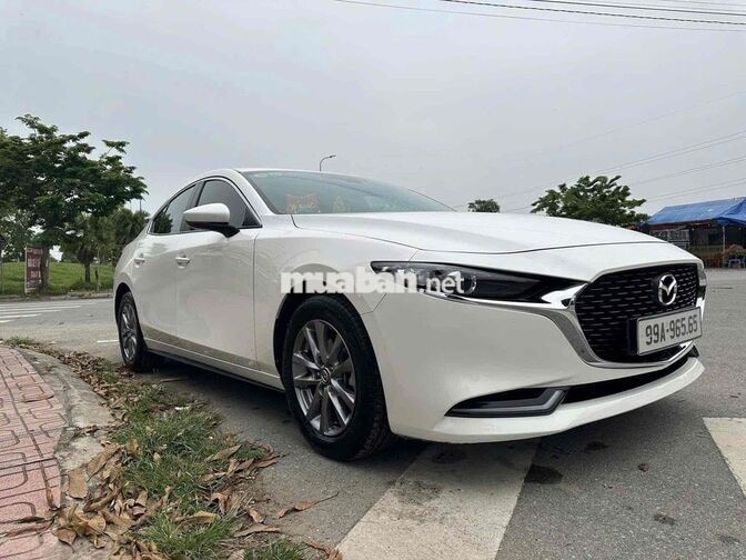 Mazda Mazda3 2022 Luxury Trắng 8 vạn km