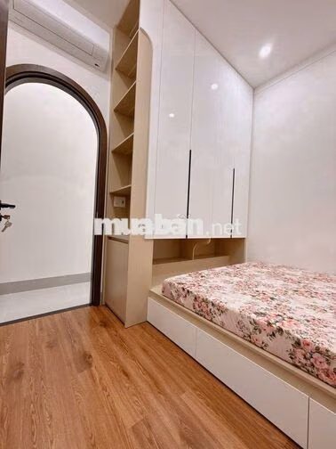 Bán nhà hẻm Tuệ Tĩnh 81m2 2PN sân ô tô full nội thất