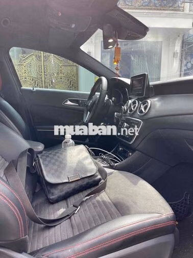 Mercedes-Benz GLA 250 4MATIC 2015 Nâu