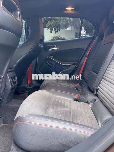 Mercedes-Benz GLA 250 4MATIC 2015 Nâu