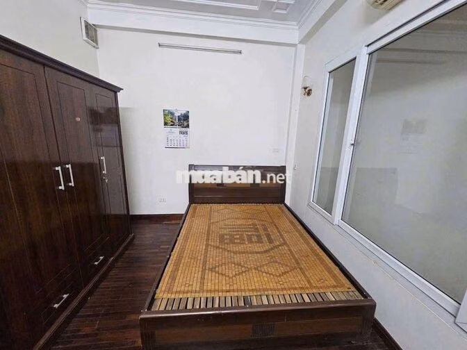 Cho thuê nhà riêng ngõ Hào Nam 60m² x 5 tầng, 6PN, đủ đồ, giá 19 triệu