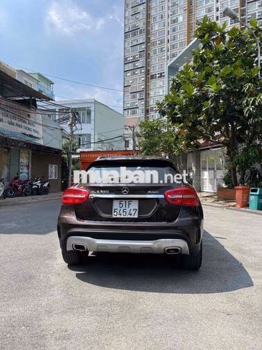 Mercedes-Benz GLA 250 4MATIC 2015 Nâu