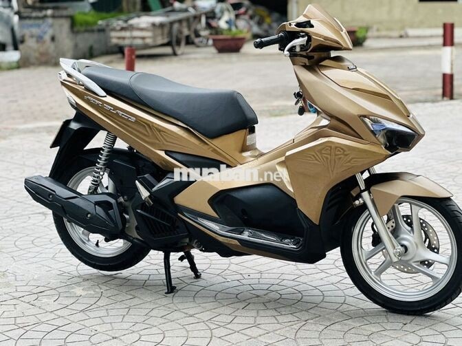 Honda Airblade 125 2018 Vàng đồng máy zin chất đẹp