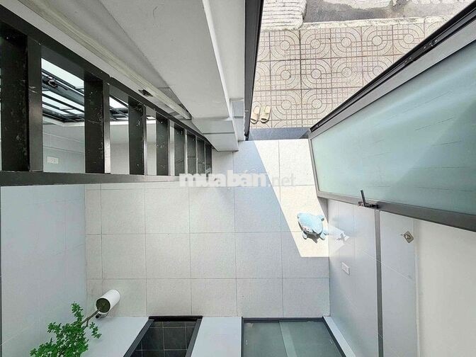 NHÀ 1 TRỆT 1 LẦU FULL NỘI THẤT - CÔNG VIÊN ĐẦM SEN - HOÀ BÌNH, TÔ HIỆU