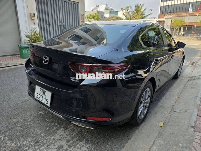 Mazda Mazda 3 Premium 2023 Đen 23000 km