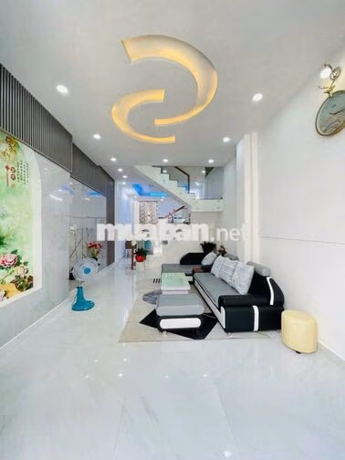 Cần cho thuê nhà HXH 217/3A Ba Tháng Hai, Phường 10, Quận 10