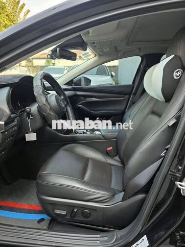 Mazda Mazda 3 Premium 2023 Đen 23000 km